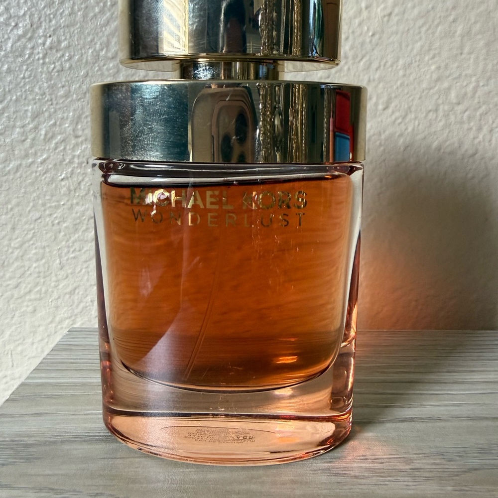Michael Kors Wonderlost Perfume Bottle